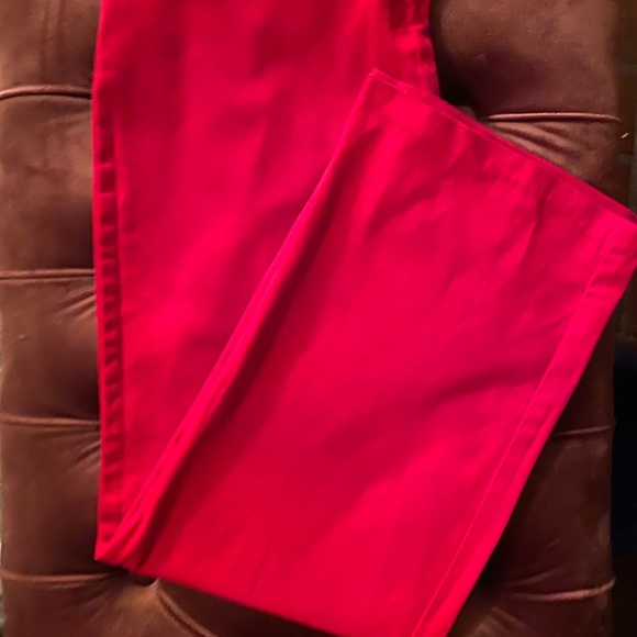 Capri Red pants - Picture 3 of 8